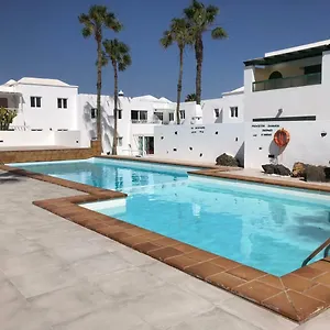 Sea Breeze With Shared Pool And Near The Beach , Costa Teguise Spain