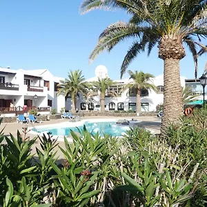 Beachside Jablillo Y Cucharas , Costa Teguise Spain